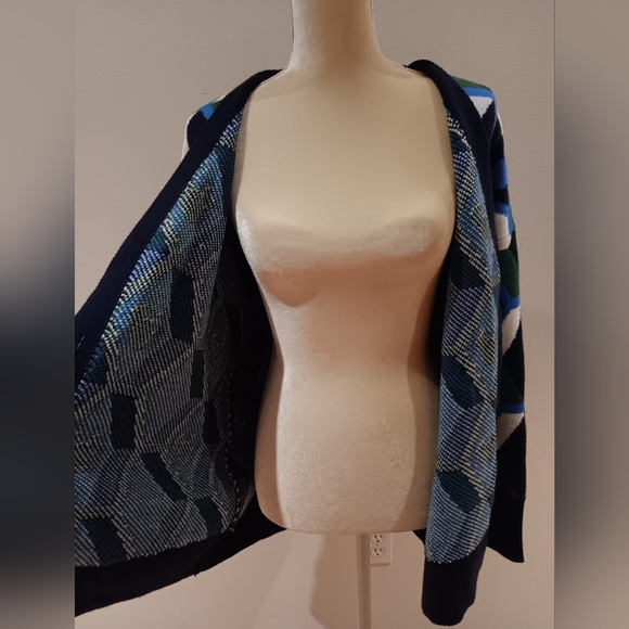 ZARA Disney Mickey Mouse Sweater - Picture 4 of 11